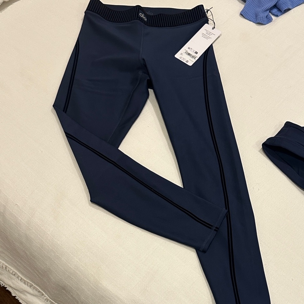 ALO Yoga Navy Blue Leggings with Black Trim